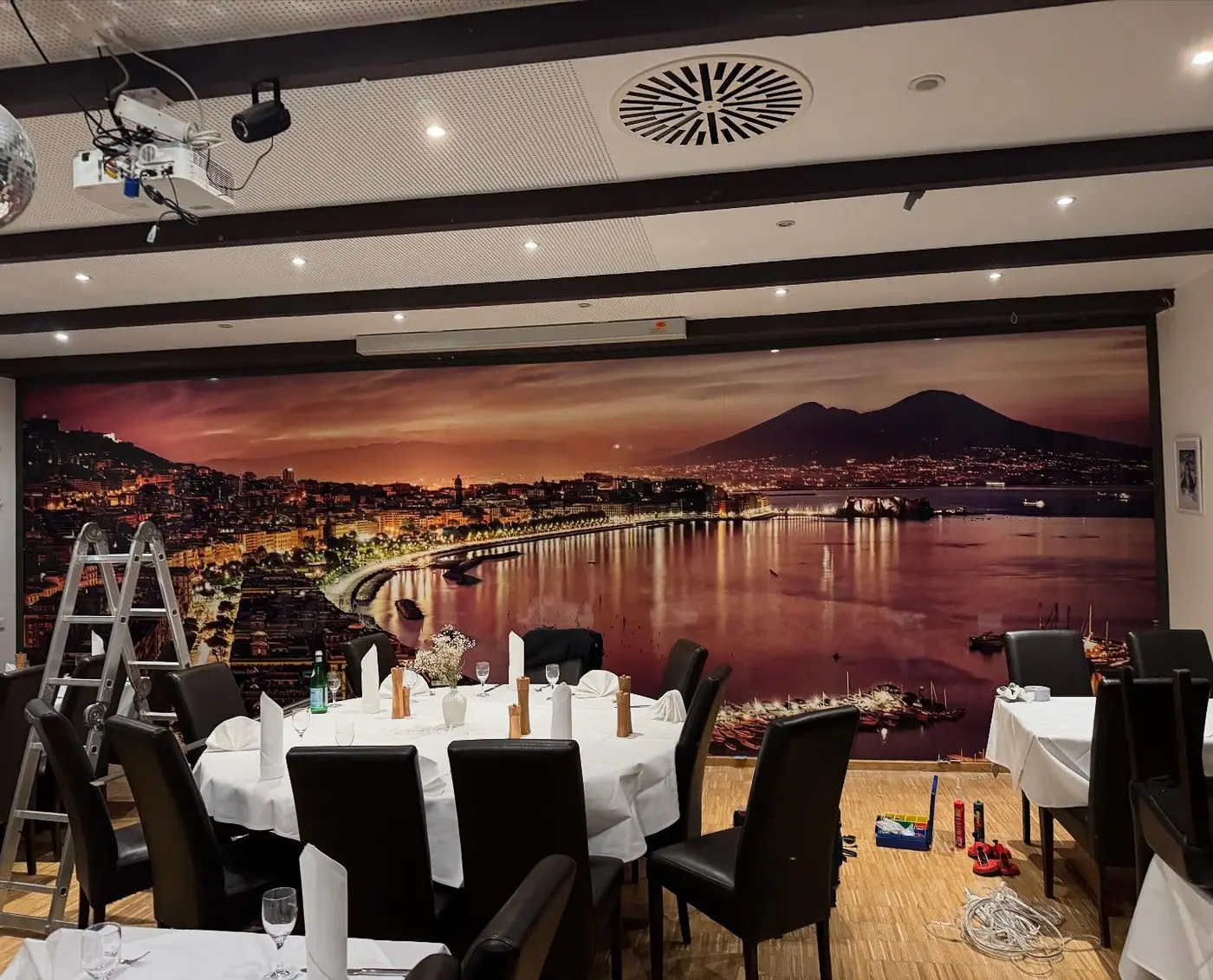 Restaurant – Innenwandgrafik
